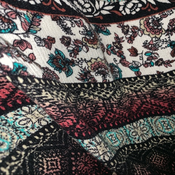 ⭐️patterned kimono⭐️ - Picture 3 of 5